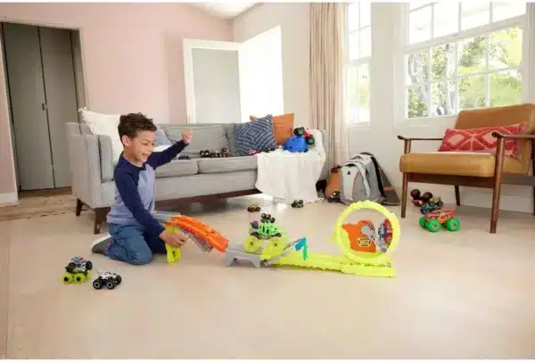 Hot Wheels monster trucks arena smashers